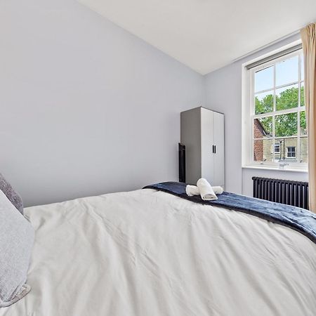 Stylish 2 Bedroom Apartment In Westminster Sleeps 5 With Ac London Exterior photo